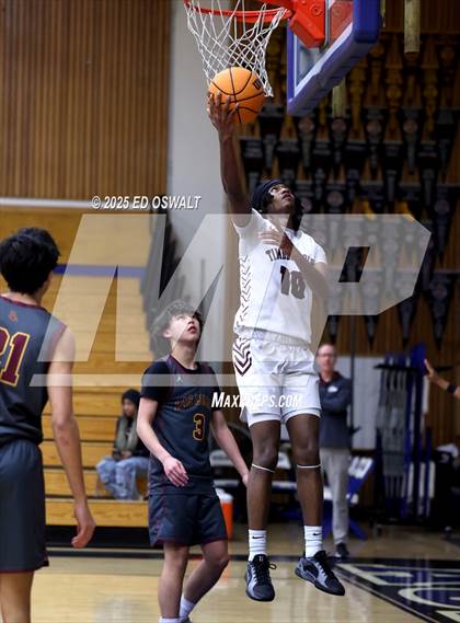 Thumbnail 1 in Woodcreek vs. Las Lomas (Huber Classic First Round) photogallery.