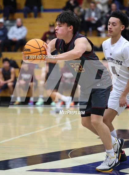 Thumbnail 3 in Woodcreek vs. Las Lomas (Huber Classic First Round) photogallery.
