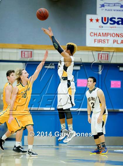 Thumbnail 2 in Placer vs. Del Oro photogallery.