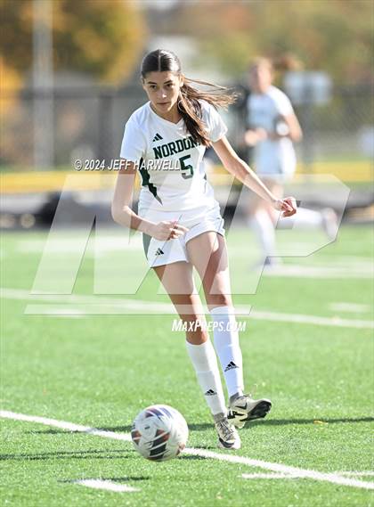 Thumbnail 2 in Nordonia vs. Twinsburg (OHSAA Division 2 District Final) photogallery.