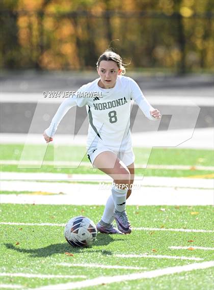 Thumbnail 1 in Nordonia vs. Twinsburg (OHSAA Division 2 District Final) photogallery.