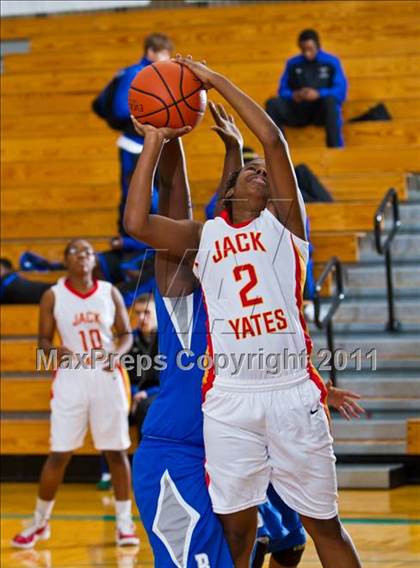 Thumbnail 2 in Yates [Jack] vs Brazoswood (McDonald's Texas Invitational) photogallery.
