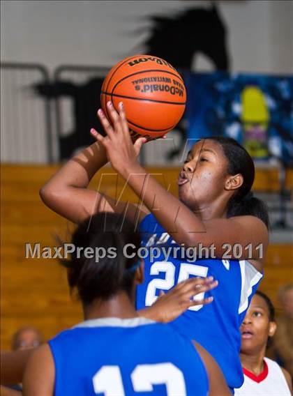 Thumbnail 2 in Yates [Jack] vs Brazoswood (McDonald's Texas Invitational) photogallery.
