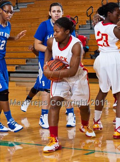 Thumbnail 1 in Yates [Jack] vs Brazoswood (McDonald's Texas Invitational) photogallery.