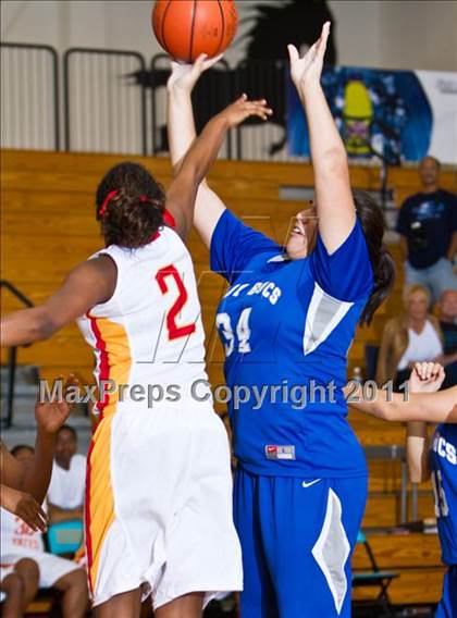 Thumbnail 2 in Yates [Jack] vs Brazoswood (McDonald's Texas Invitational) photogallery.