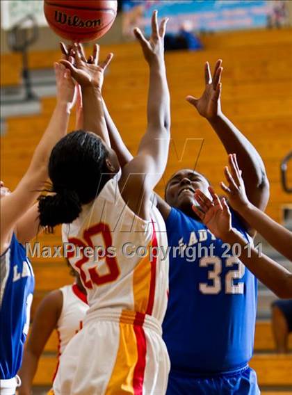 Thumbnail 2 in Yates [Jack] vs Brazoswood (McDonald's Texas Invitational) photogallery.