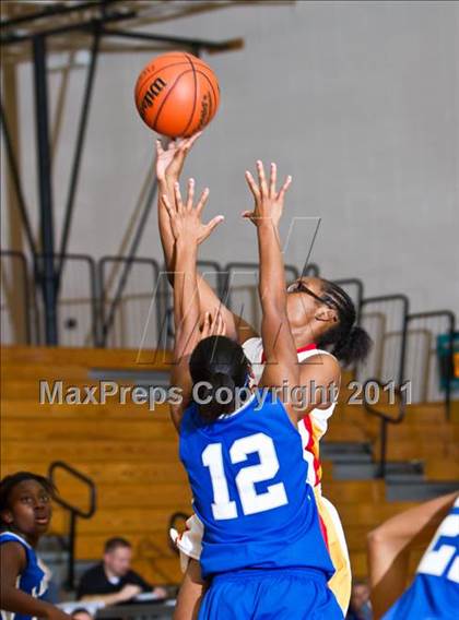 Thumbnail 2 in Yates [Jack] vs Brazoswood (McDonald's Texas Invitational) photogallery.