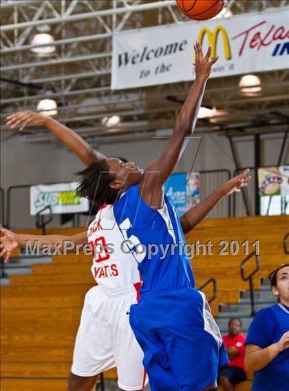 Thumbnail 3 in Yates [Jack] vs Brazoswood (McDonald's Texas Invitational) photogallery.