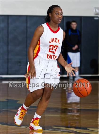 Thumbnail 2 in Yates [Jack] vs Brazoswood (McDonald's Texas Invitational) photogallery.