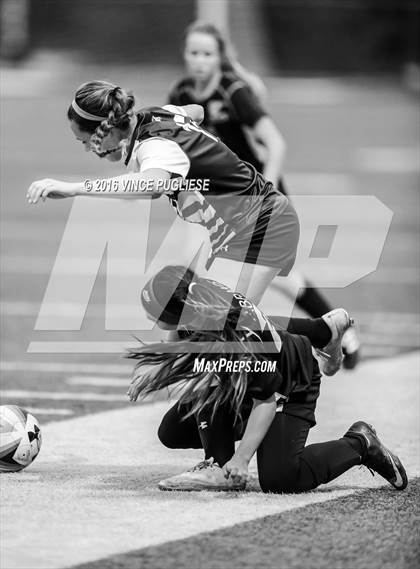 Thumbnail 3 in Oak Park vs. Mission Prep (Grace Brethren Tourney) photogallery.