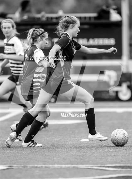 Thumbnail 2 in Oak Park vs. Mission Prep (Grace Brethren Tourney) photogallery.