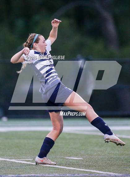 Thumbnail 2 in Oak Park vs. Mission Prep (Grace Brethren Tourney) photogallery.