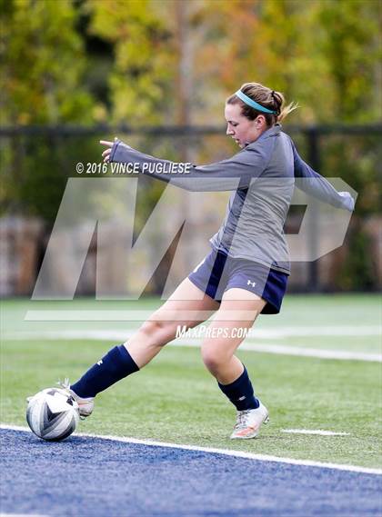 Thumbnail 2 in Oak Park vs. Mission Prep (Grace Brethren Tourney) photogallery.