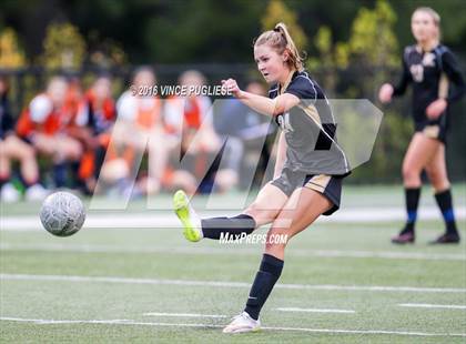 Thumbnail 2 in Oak Park vs. Mission Prep (Grace Brethren Tourney) photogallery.