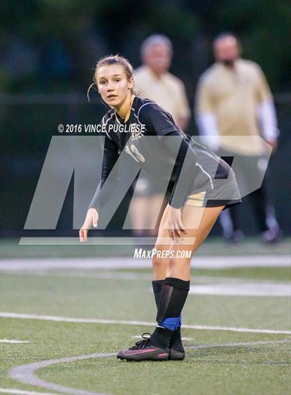 Thumbnail 3 in Oak Park vs. Mission Prep (Grace Brethren Tourney) photogallery.