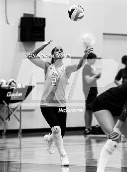 Thumbnail 2 in Millard North @ Millard West (NSAA A-5 District Final) photogallery.