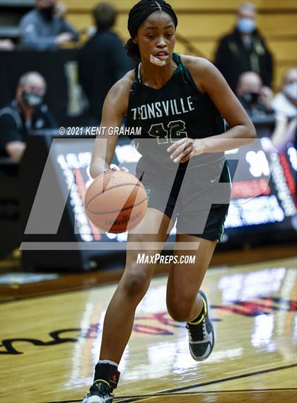 Thumbnail 2 in Zionsville @ Noblesville photogallery.