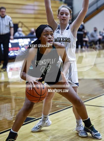 Thumbnail 2 in Zionsville @ Noblesville photogallery.