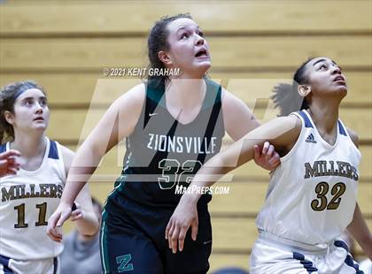 Thumbnail 1 in Zionsville @ Noblesville photogallery.