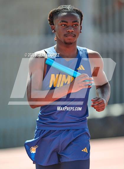 Thumbnail 2 in Panther Relays (4x100M) photogallery.
