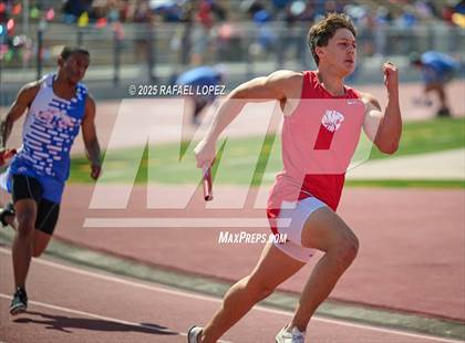 Thumbnail 2 in Panther Relays (4x100M) photogallery.