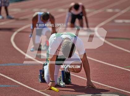 Thumbnail 2 in Panther Relays (4x100M) photogallery.