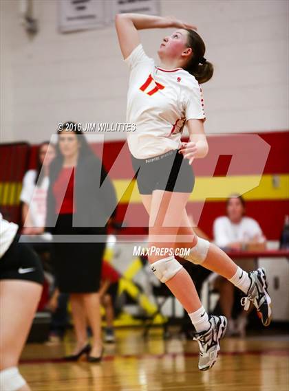 Thumbnail 1 in Coconino @ Seton Catholic (AIA 4A 1st Round) photogallery.