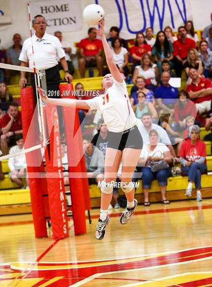 Thumbnail 1 in Coconino @ Seton Catholic (AIA 4A 1st Round) photogallery.