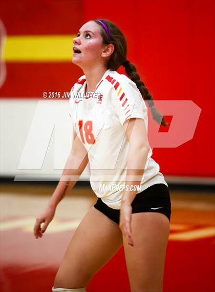 Thumbnail 3 in Coconino @ Seton Catholic (AIA 4A 1st Round) photogallery.