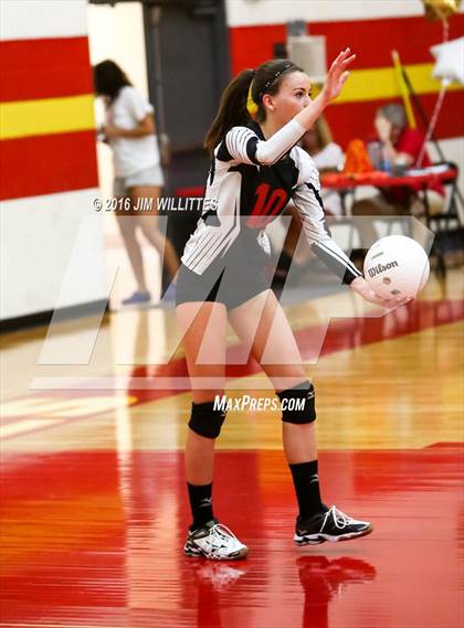 Thumbnail 1 in Coconino @ Seton Catholic (AIA 4A 1st Round) photogallery.