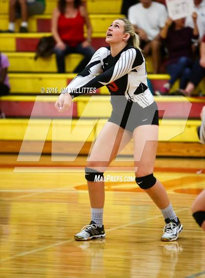 Thumbnail 2 in Coconino @ Seton Catholic (AIA 4A 1st Round) photogallery.