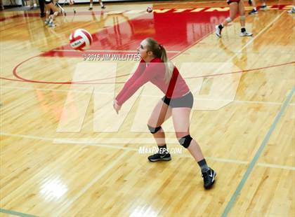 Thumbnail 2 in Coconino @ Seton Catholic (AIA 4A 1st Round) photogallery.