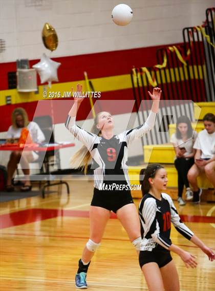 Thumbnail 2 in Coconino @ Seton Catholic (AIA 4A 1st Round) photogallery.