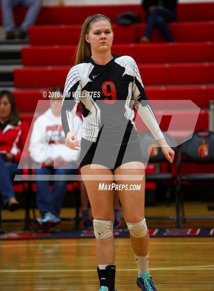 Thumbnail 2 in Coconino @ Seton Catholic (AIA 4A 1st Round) photogallery.