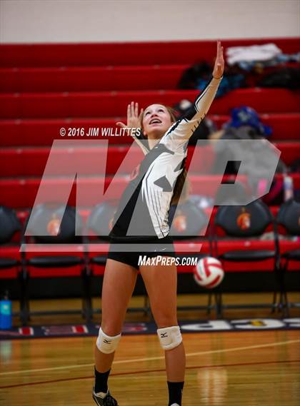 Thumbnail 1 in Coconino @ Seton Catholic (AIA 4A 1st Round) photogallery.