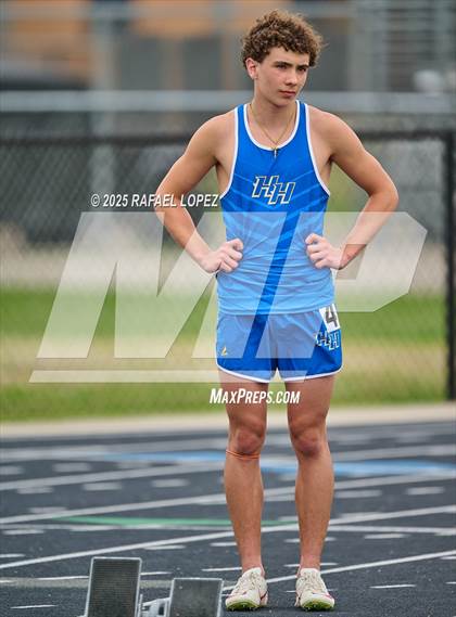 Thumbnail 1 in UIL 3A Track & Field District (400M) photogallery.
