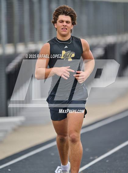 Thumbnail 2 in UIL 3A Track & Field District (400M) photogallery.