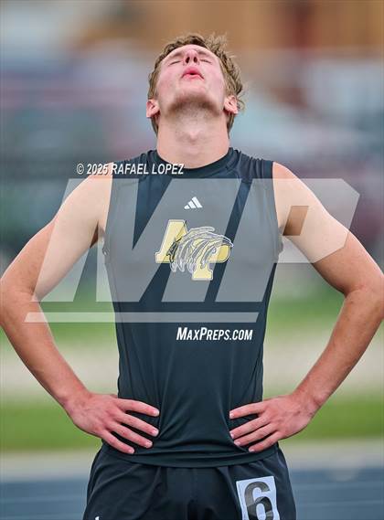 Thumbnail 2 in UIL 3A Track & Field District (400M) photogallery.