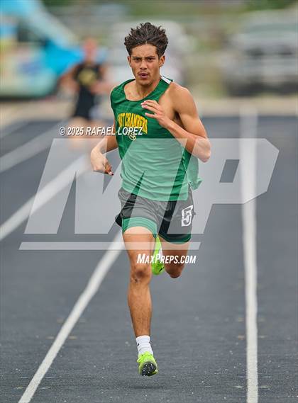 Thumbnail 2 in UIL 3A Track & Field District (400M) photogallery.