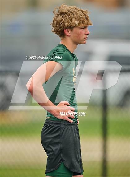 Thumbnail 2 in UIL 3A Track & Field District (400M) photogallery.