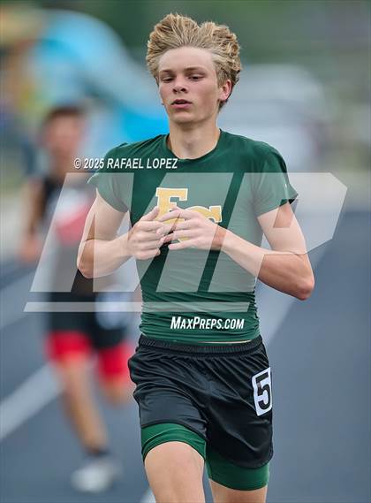 Thumbnail 2 in UIL 3A Track & Field District (400M) photogallery.