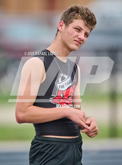 Thumbnail 3 in UIL 3A Track & Field District (400M) photogallery.
