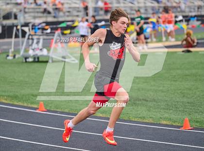 Thumbnail 2 in UIL 3A Track & Field District (400M) photogallery.