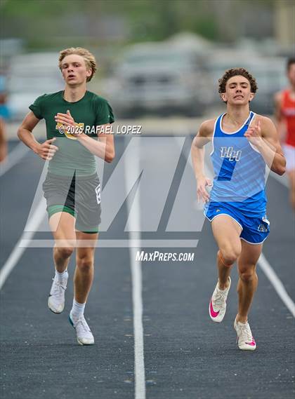 Thumbnail 3 in UIL 3A Track & Field District (400M) photogallery.