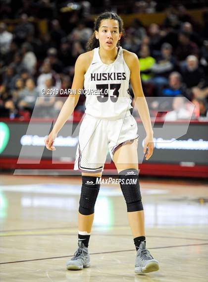 Thumbnail 3 in Xavier College Prep vs. Hamilton (AIA 6A Finals) photogallery.