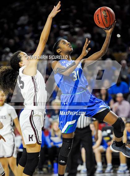 Thumbnail 3 in Xavier College Prep vs. Hamilton (AIA 6A Finals) photogallery.