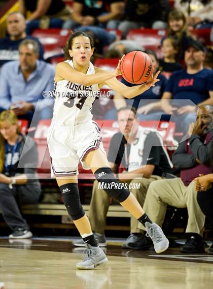 Thumbnail 2 in Xavier College Prep vs. Hamilton (AIA 6A Finals) photogallery.