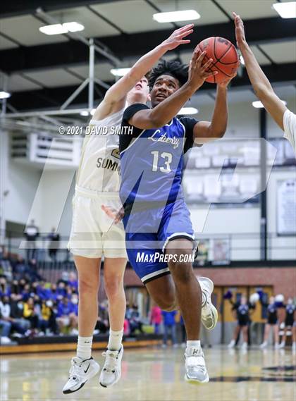 Thumbnail 3 in Liberty vs. Lee's Summit (MSHSAA Class 6 Quarterfinal) photogallery.