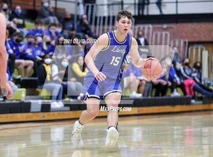Thumbnail 1 in Liberty vs. Lee's Summit (MSHSAA Class 6 Quarterfinal) photogallery.