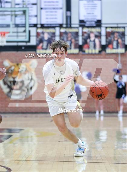 Thumbnail 1 in Liberty vs. Lee's Summit (MSHSAA Class 6 Quarterfinal) photogallery.